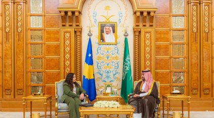 ولي العهد يلتقي رئيسة كوسوفا ورئيس غويانا ورئيس وزراء الجبل الأسود