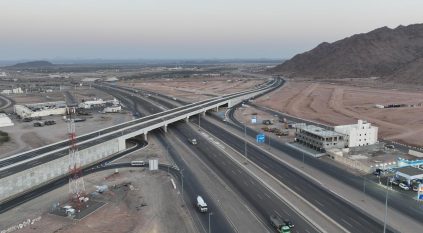 افتتاح حركة السير على تقاطع طريق الأمير نايف بن عبدالعزيز مع طريق الملك خالد