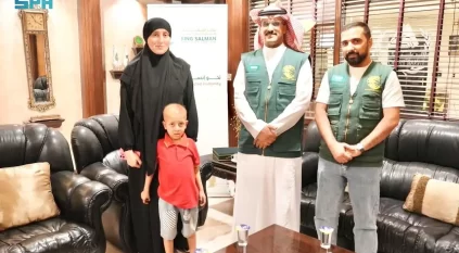 سلمان للإغاثة يبادر بعلاج طفل فلسطيني مصاب بسرطان الأرومة العصبية