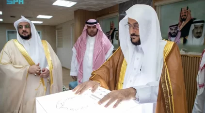 وزير الشؤون الإسلامية يُدشِّن مشاريع بأكثر من 74 مليون في الباحة