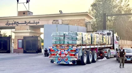 مساعدات إنسانية سعودية جديدة تعبر منفذ رفح إلى قطاع غزة