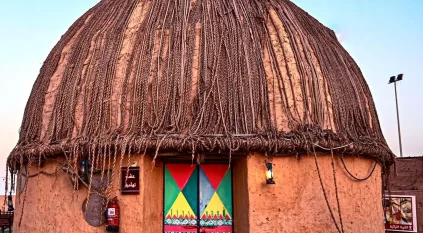 العشّة الجازانية.. دفءُ البساطة وعراقةُ المكان