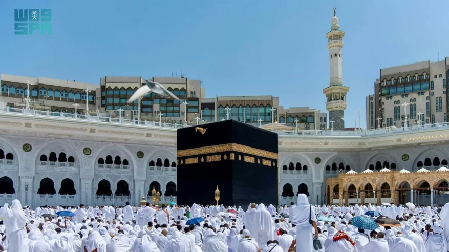 خطيب المسجد الحرام يستعرض دروس قصة أصحاب الكهف