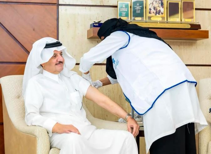 أمير الشرقية يدشّن حملة التطعيم ضدّ الإنفلونزا الموسمية