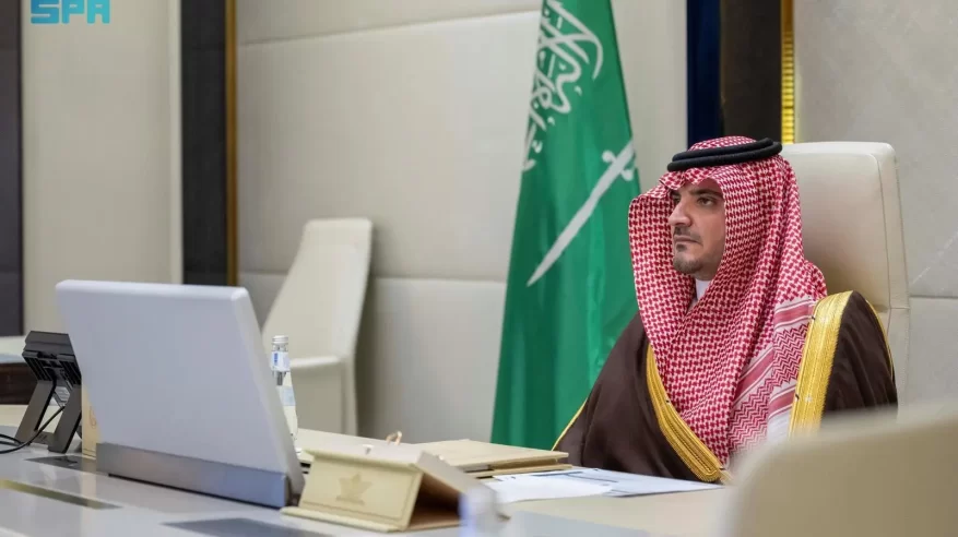 عبدالعزيز بن سعود يدشّن وحدة الأورام المتنقلة التابعة للخدمات الطبية بوزارة الداخلية