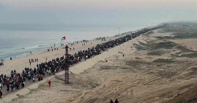 بدء عودة آلاف النازحين إلى غزة وشمال القطاع بعد دخول وقف إطلاق النار حيز التنفيذ