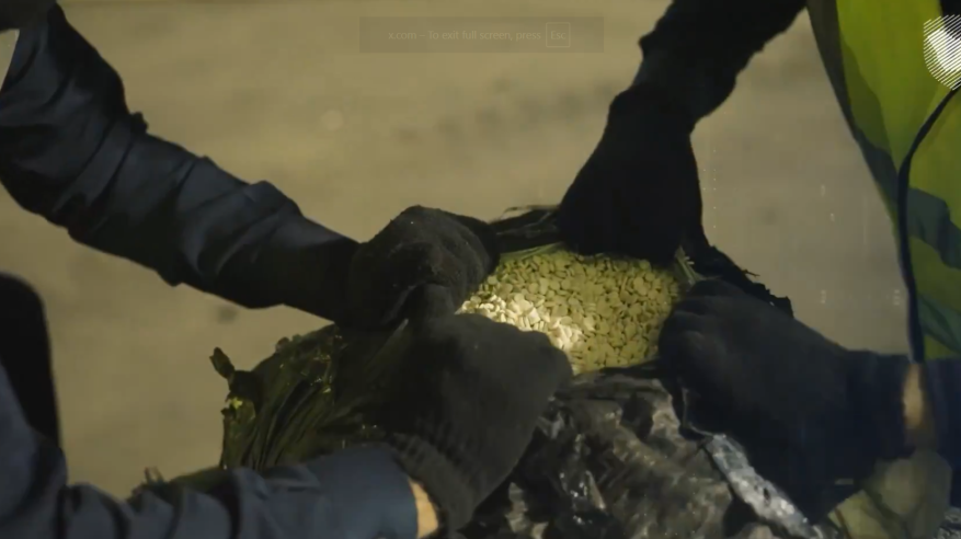 إحباط محاولة تهريب أكثر من 5.3 مليون حبة كبتاجون مُخبأة في إرسالية فحم بميناء الملك عبدالعزيز