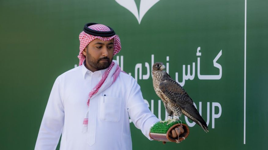 “كأس نادي الصقور السعودي 2025” تعيد الصقارين السابقين لممارسة هوايتهم والفوز بالجوائز