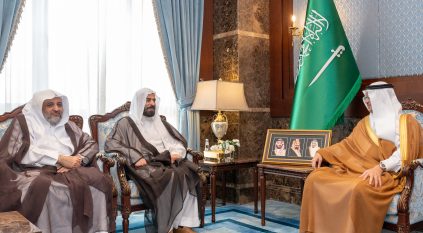 مُحافظ الأحساء يستقبل قاضي دائرة الأوقاف والمواريث بالمحافظة