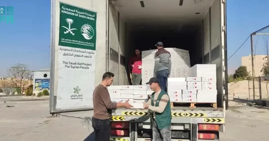 سلمان للإغاثة يوزع 1,157 كرتون تمر في دمشق