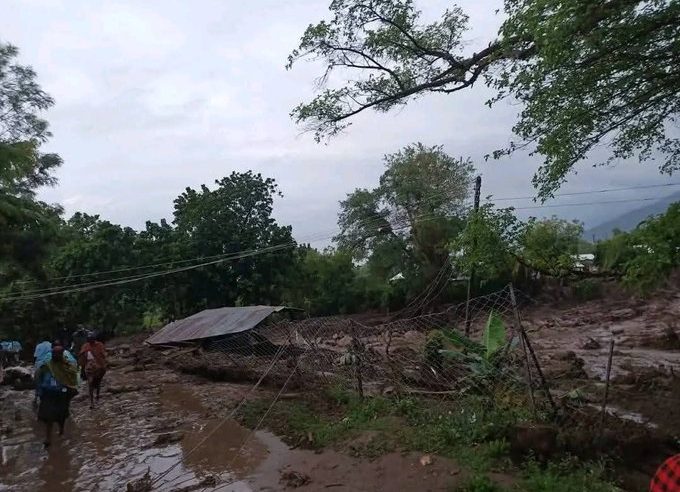 ارتفاع عدد ضحايا انزلاق التربة في كينيا إلى 51 قتيلاً ومفقودًا