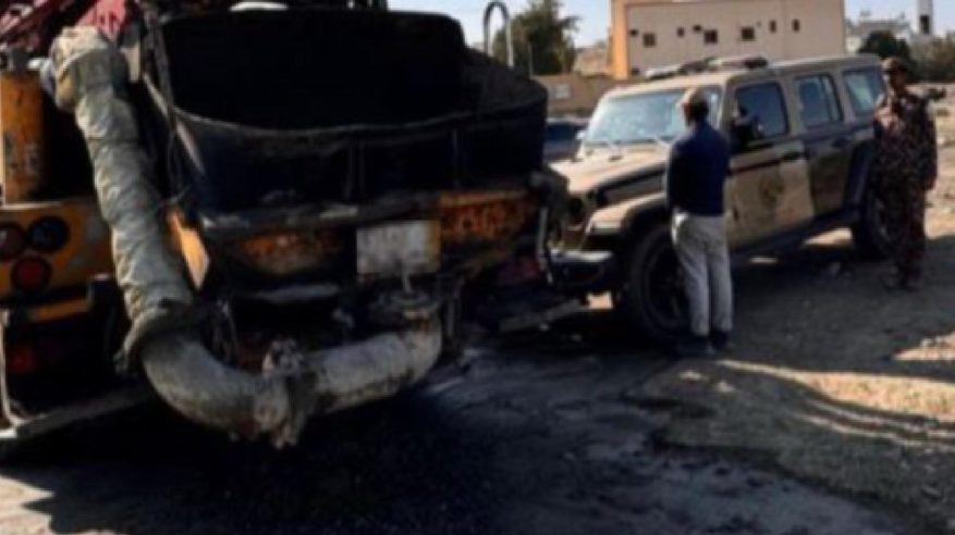 ضبط مقيم لتفريغه مواد خرسانية في عسير