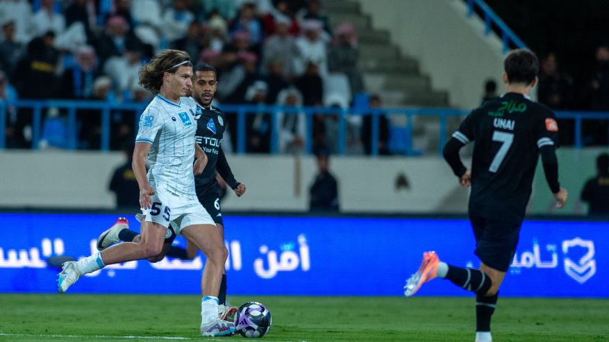 التعادل الإيجابي يحسم مواجهة الأخدود والشباب