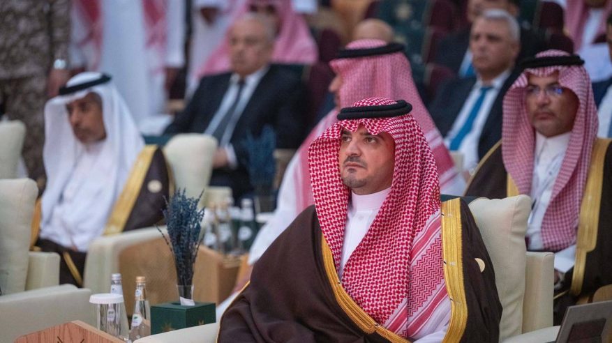 عبدالعزيز بن سعود يرعى تخريج 374 طالبًا وطالبة من جامعة نايف للعلوم الأمنية