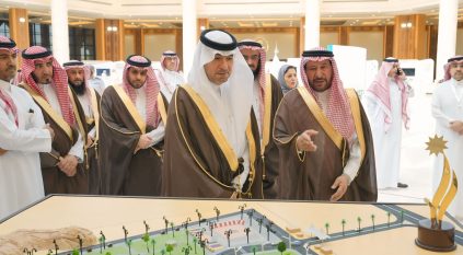 الحقيل يزور القصيم ويضع حجر الأساس لعدد من المشاريع التنموية والخدمية والبلدية