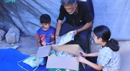 سلمان للإغاثة يواصل توزيع المساعدات الغذائية في شمال وجنوب قطاع غزة