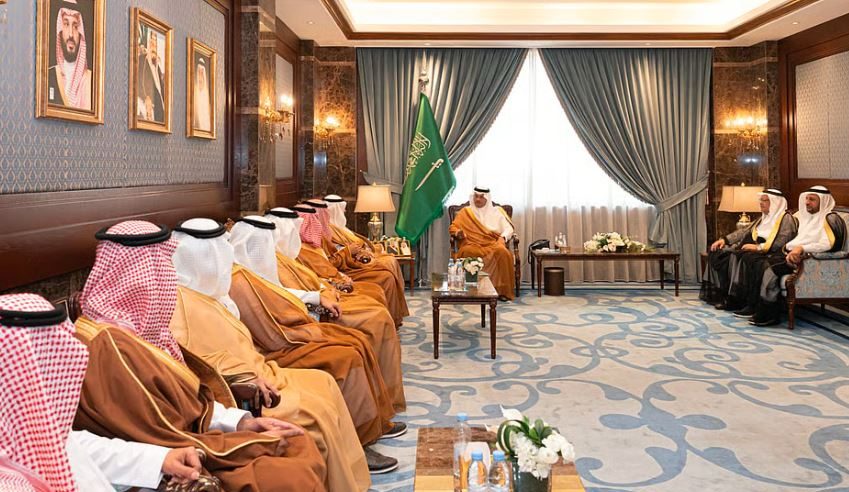 محافظ الأحساء يستقبل رئيس اللجنة الوطنية للتطوير العقاري باتحاد الغرف السعودية