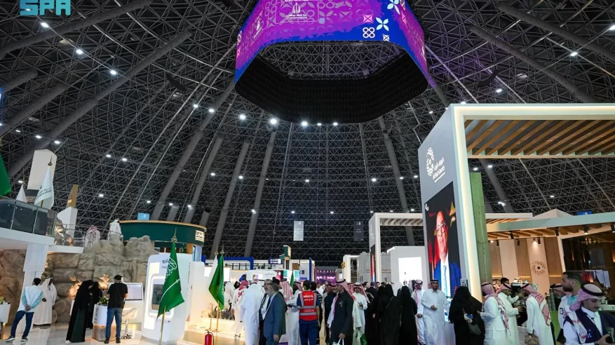 فعاليات مؤتمر ومعرض الحج تشهد إقبالًا واسعًا من الزوار