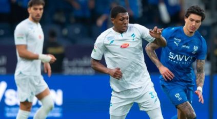 الهلال يفوز على الفتح بهدفين في دوري روشن