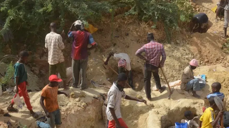 100 قتيل في انهيار منجم ذهب جنوب الكونغو