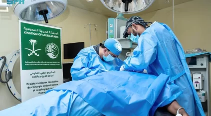 سلمان للإغاثة يدشن المشروع الطبي التطوعي لجراحة الأورام في جزر القمر