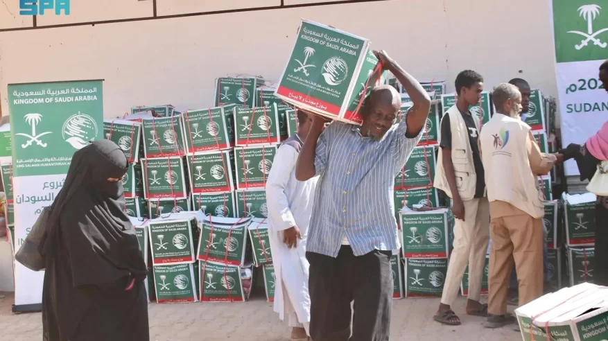سلمان للإغاثة يوزّع 650 سلة غذائية في أم درمان بالخرطوم