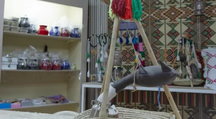 سوق عرعر الشعبي يستحضر عبق القرى ويجسّد أصالة البادية