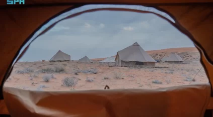 مخيم لينة.. تجربة سياحية بيئية متكاملة ضمن برامج هيئة تطوير محمية الإمام تركي