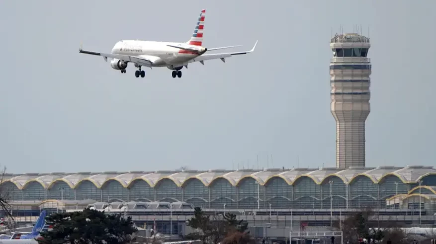 استئناف الرحلات في مطار رونالد ريجان بعد تهديد بوجود قنبلة