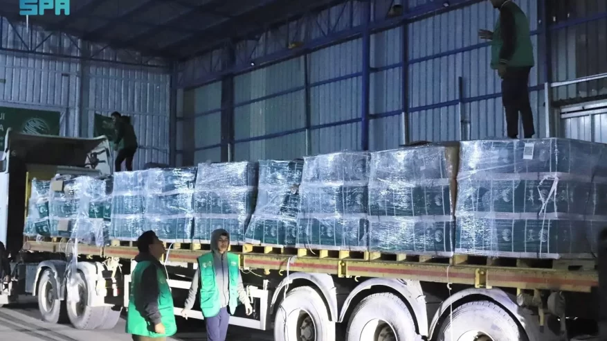 قافلة إغاثية سعودية جديدة تصل إلى وسط قطاع غزة