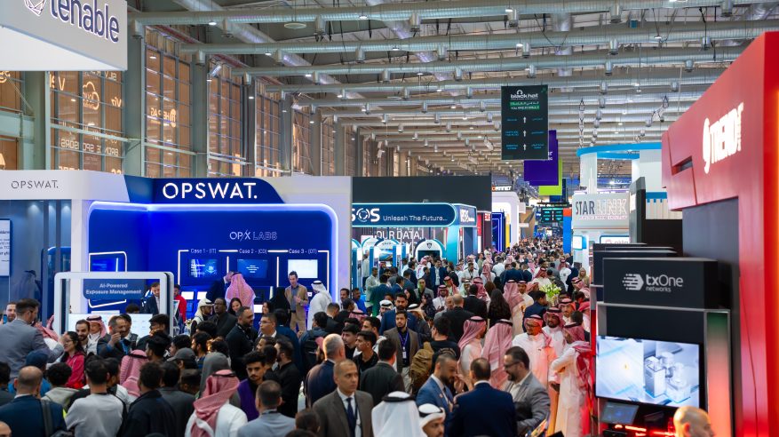 ورش تقنية ومنافسات سيبرانية بمكافآت مليونية في اليوم الثاني من بلاك هات 25