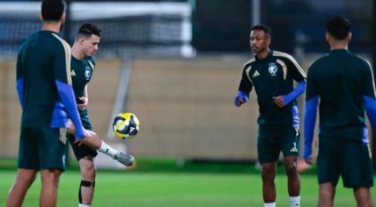 الأخضر يختتم تحضيراته للقاء فلسطين في الدور ربع النهائي بكأس العرب