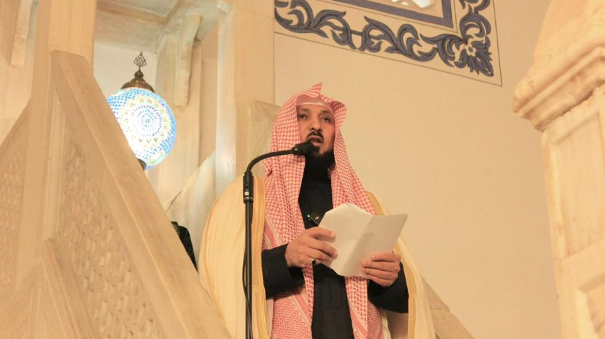 المعيقلي يلقي خطبة الجمعة في جامع مصطفى باشا بالعاصمة المقدونية