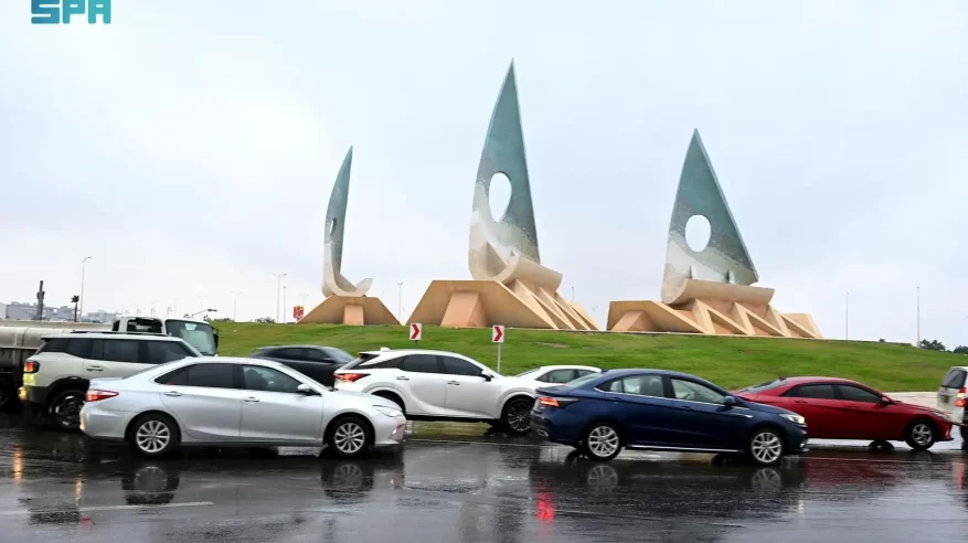 لقطات توثق هطول أمطار غزيرة على الشرقية