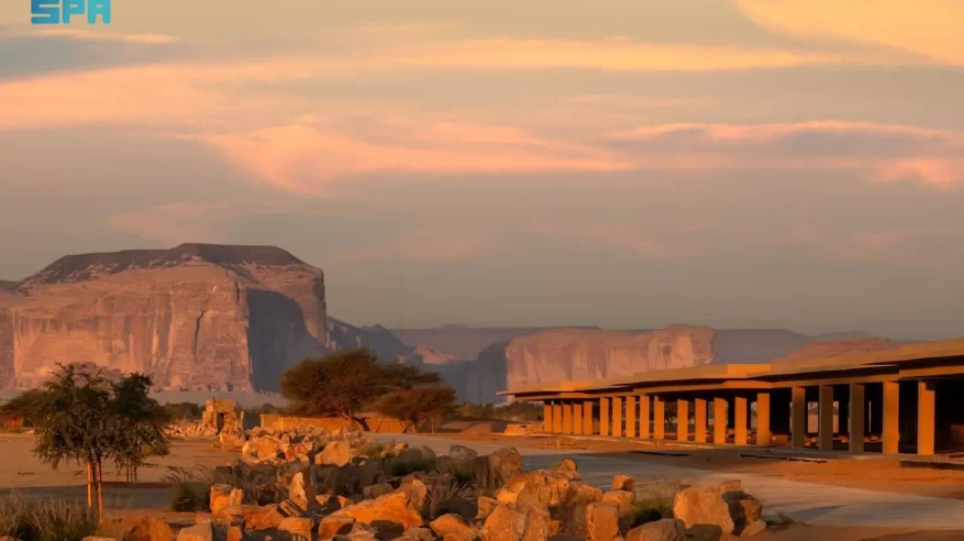 العُلا تحصد لقب أفضل مشروع للسياحة الثقافية في العالم لعام 2025