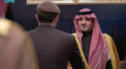 وزير الداخلية يلتقي القيادات الأمنية بمنطقة الجوف