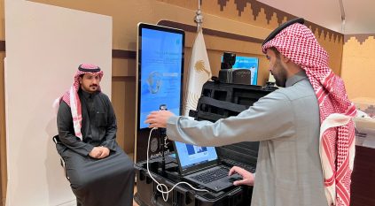 الأحوال المدنية تقدم خدماتها المتنقلة لزوار مهرجان الملك عبدالعزيز للإبل العاشر