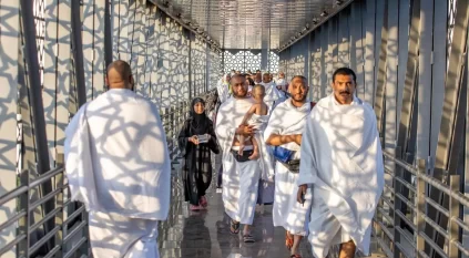 جسور المشاة في العاصمة المقدسة.. بنية حضرية تعزز جودة الحياة وتحقق الأنسنة العصرية