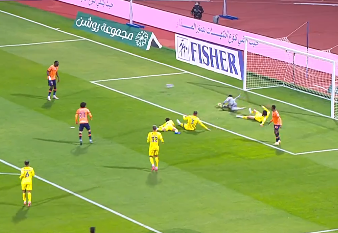 مباراة جنونية.. الفيحاء والحزم يتعادلان سلبيًا في دوري المحترفين