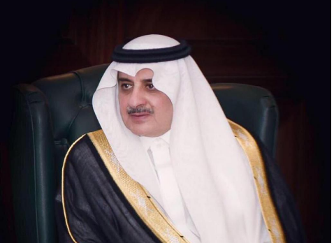 أمير تبوك يواسي في وفاة الشيخ أحمد الخريصي