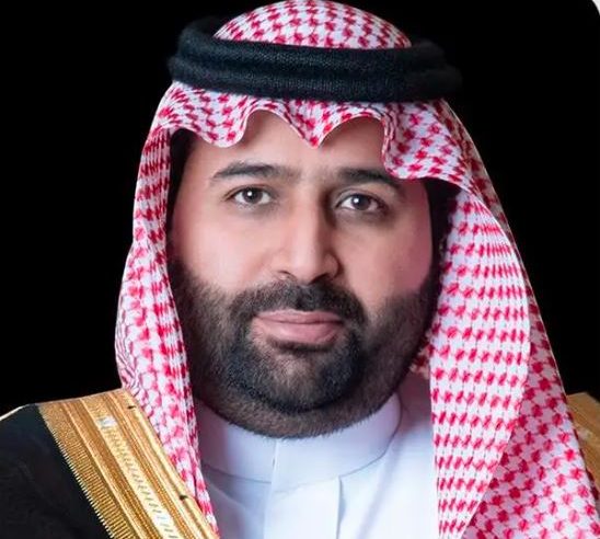 أمير جازان يعزي محافظ العارضة في وفاة عمه