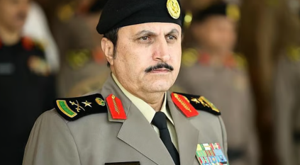 الفريق البسامي يصدر قرارات ترقية 1911 فردًا من منسوبي الأمن العام