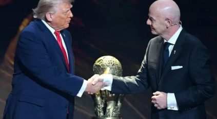 ترامب يحصل على جائزة فيفا للسلام