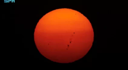 رصد بقع شمسية نشطة من سماء عرعر