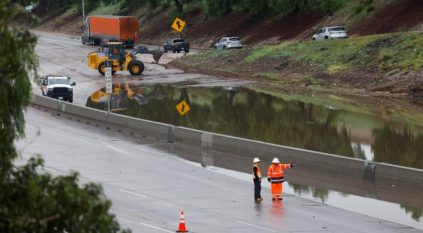 إعلان الطوارئ في لوس أنجلوس بسبب الفيضانات
