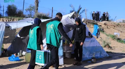 سلمان للإغاثة يوزّع ملابس شتوية على الأطفال المتضررين في جنوب قطاع غزة