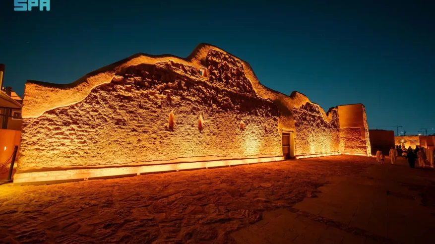 قصر الأمير مشاري بن سعود يجس قيمة “العزوة” في الدرعية