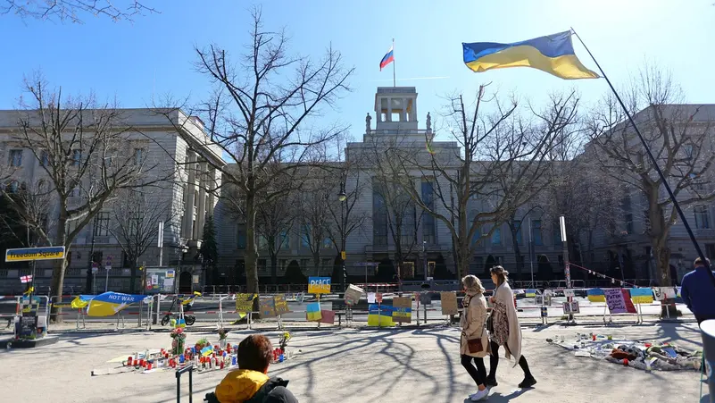 ألمانيا تطرد دبلوماسياً روسياً بتهمة التجسس وموسكو تعلق