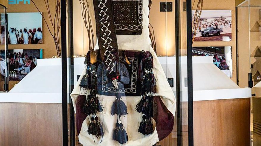 متحف “آسان” ينظم معرضًا تراثيًا ضمن مهرجان خادم الحرمين للهجن 2026