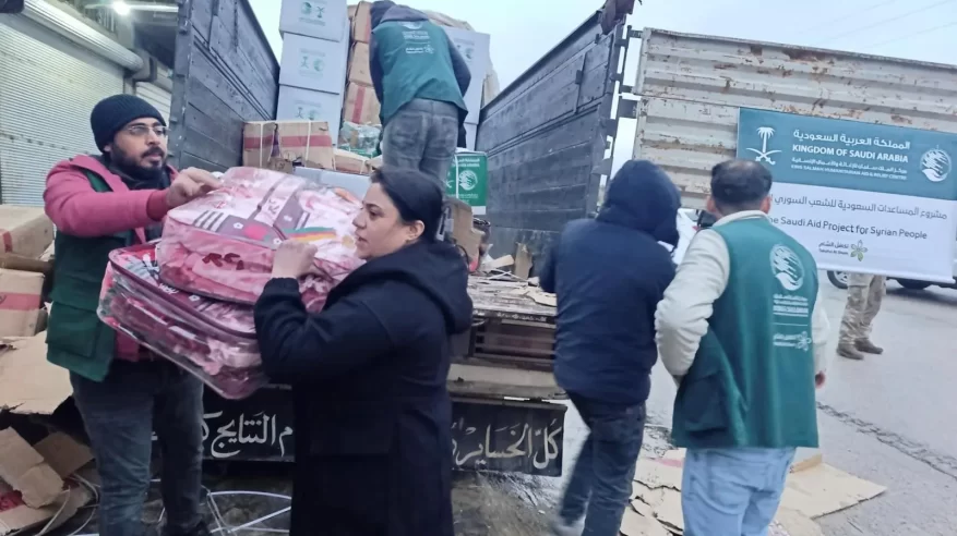 سلمان للإغاثة يوزّع 560 بطانية على الأسر النازحة في حلب